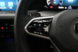 2021 Volkswagen Golf 110TSI R-Line