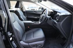 2024 Lexus
NX350H NX350h Luxury 2.5L Hybrid Auto CVT Wagon 2M00500 001