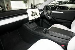 2024 Tesla
Model Y Rear-Wheel Drive