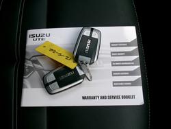 2020 ISUZU MU-X LS-T (4x4)