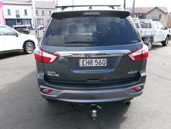 2020 ISUZU MU-X LS-T (4x4)