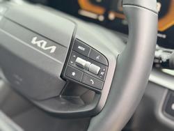 2025 Kia
                Sportage S