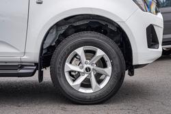 2025 Isuzu D-MAX SX