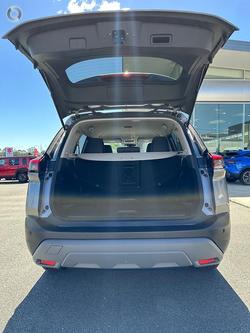 2025 Nissan X-TRAIL ST-L e-POWER