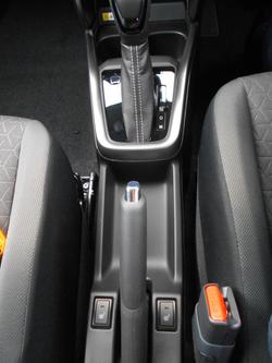 2025 Suzuki Swift Hybrid GLX