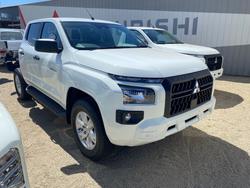 2025 MITSUBISHI Triton GLX+