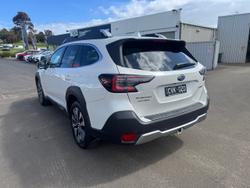 2024 Subaru Outback AWD Touring