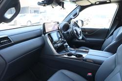 2025 Lexus LX600 LX600 Sports Luxury 3.5L Turbo Automatic Wagon 3D26040 001