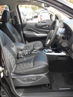 2025 Nissan
                Navara ST-X
