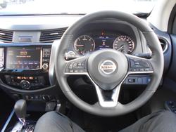 2025 Nissan
                Navara ST-X