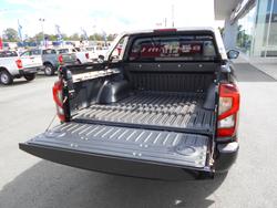 2025 Nissan
                Navara ST-X