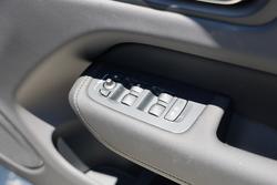 2025 Volvo XC60 Plus B5 Bright