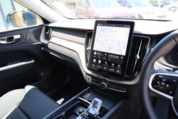 2025 Volvo XC60 Plus B5 Bright