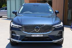 2025 Volvo XC60 Plus B5 Bright