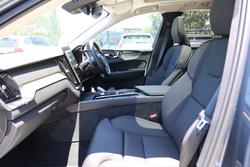 2025 Volvo XC60 Plus B5 Bright