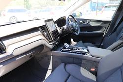 2025 Volvo XC60 Plus B5 Bright