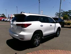 2024 Toyota Fortuner Fortuner GXL 2.8L T Diesel Automatic Wagon B240740 001