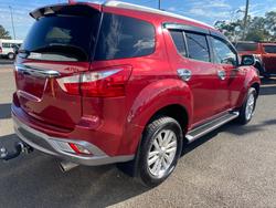 2018 ISUZU MU-X LS-T (4x2)
