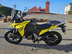 2024 S V-STROM 250SX Yellow