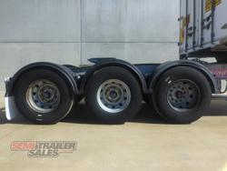 2006 Barker 12 Pallet Rollback Curtainsider A Trailer