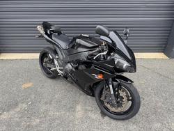 Yamaha YZF-R1