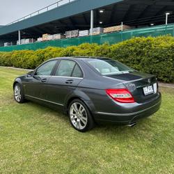 2010 Mercedes-Benz
C-Class C250 CGI Elegance