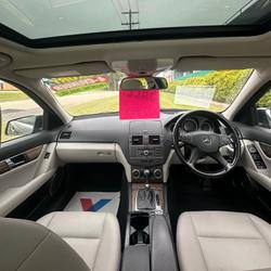 2010 Mercedes-Benz
C-Class C250 CGI Elegance