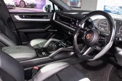 2023 Porsche Cayenne