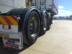 2006 Barker 12 Pallet Rollback Curtainsider A Trailer