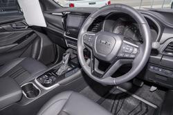 2025 Isuzu MU-X LS-T