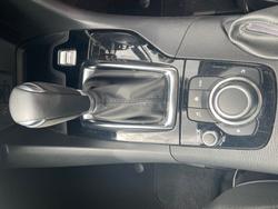 2017 MAZDA MAZDA3 MAXX