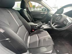 2017 MAZDA MAZDA3 MAXX