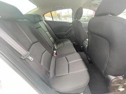 2017 MAZDA MAZDA3 MAXX