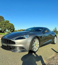 2013 Aston  Martin V12 Vanquish 