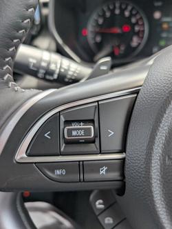 2025 SUZUKI SWIFT HYBRID GLX