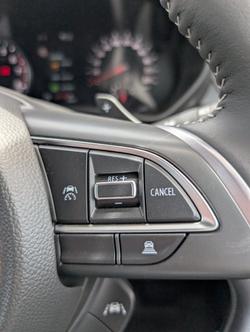 2025 SUZUKI SWIFT HYBRID GLX