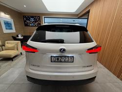 2016 Lexus NX300h Luxury 2.5L Hybrid CVT Wagon