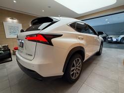 2016 Lexus NX300h Luxury 2.5L Hybrid CVT Wagon