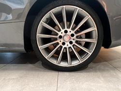 2016 MERCEDES-BENZ
C300
