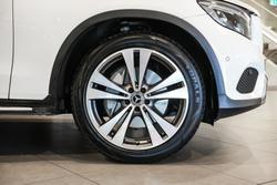 2019 Mercedes-Benz
                GLC-Class GLC250