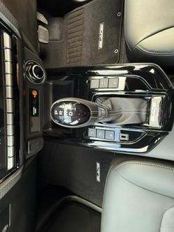 2025 Isuzu
D-MAX BLADE