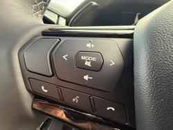 2025 Isuzu
D-MAX BLADE