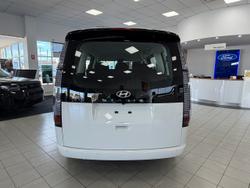 2026 Hyundai STARIA