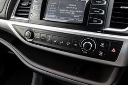 2017 Toyota Kluger GX