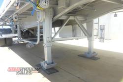 2009 Krueger 12 Pallet Flat Top A Trailer