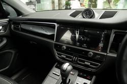 2024 Porsche Macan T 95B MY24 AWD BLACK