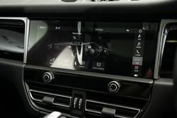 2024 Porsche Macan T 95B MY24 AWD BLACK