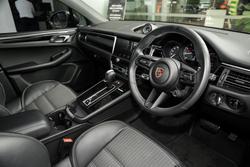 2024 Porsche Macan T 95B MY24 AWD BLACK