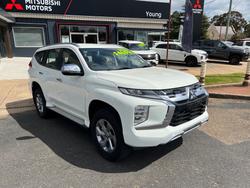 2024 MITSUBISHI
PAJERO SPORT GLX