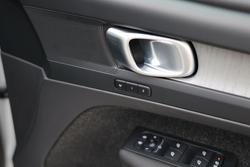 2025 Volvo XC40 Ultra B4 Bright